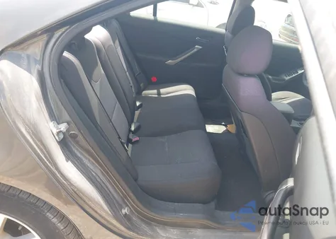 2005 Pontiac G6 from USA, damaged, VIN 1G2ZG528754138724